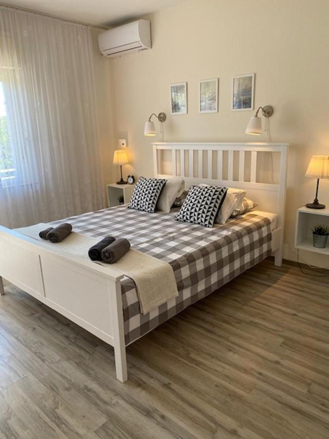 Kosovic Family House Hotel Медулин Екстериор снимка