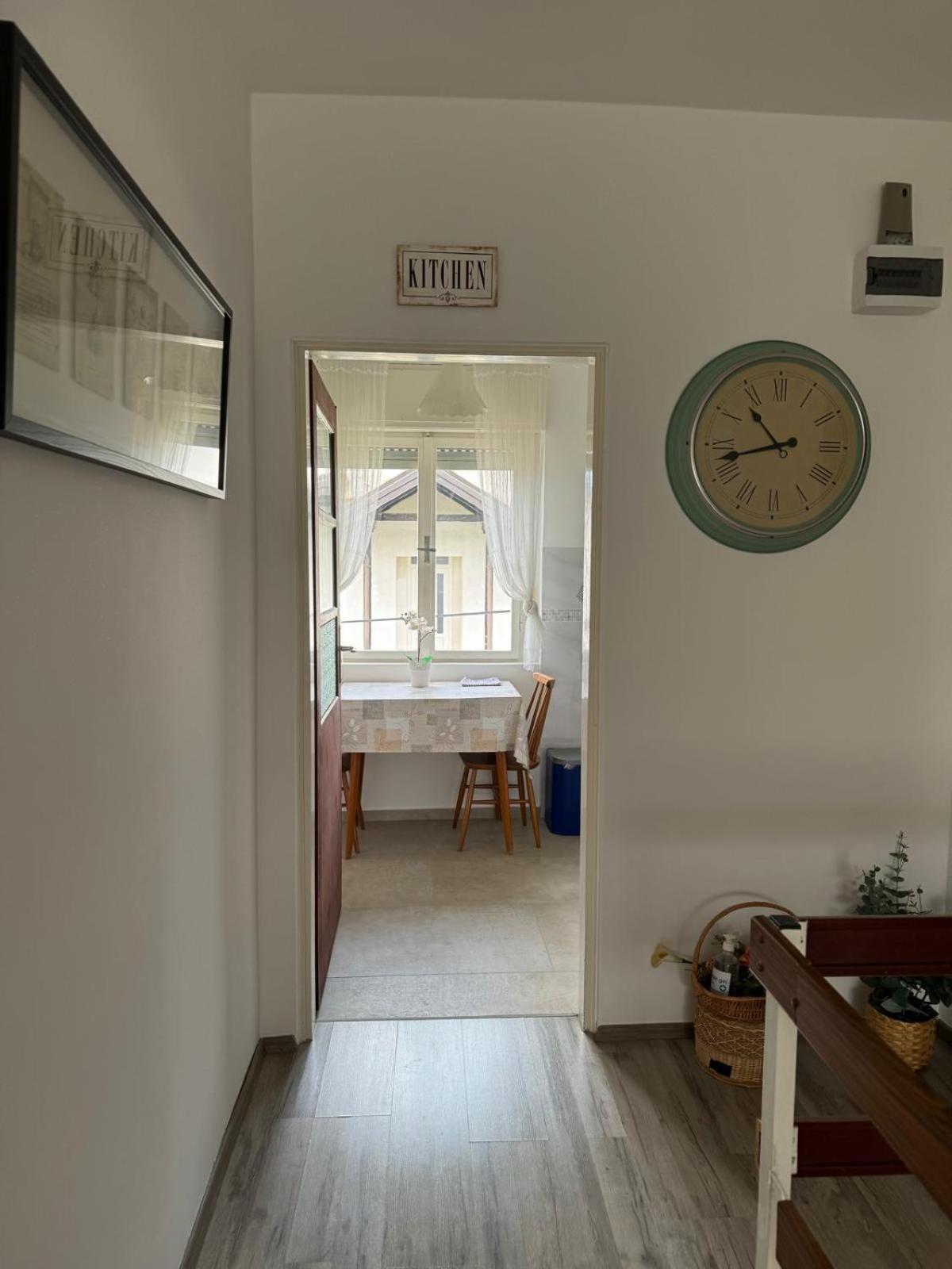 Kosovic Family House Hotel Медулин Екстериор снимка