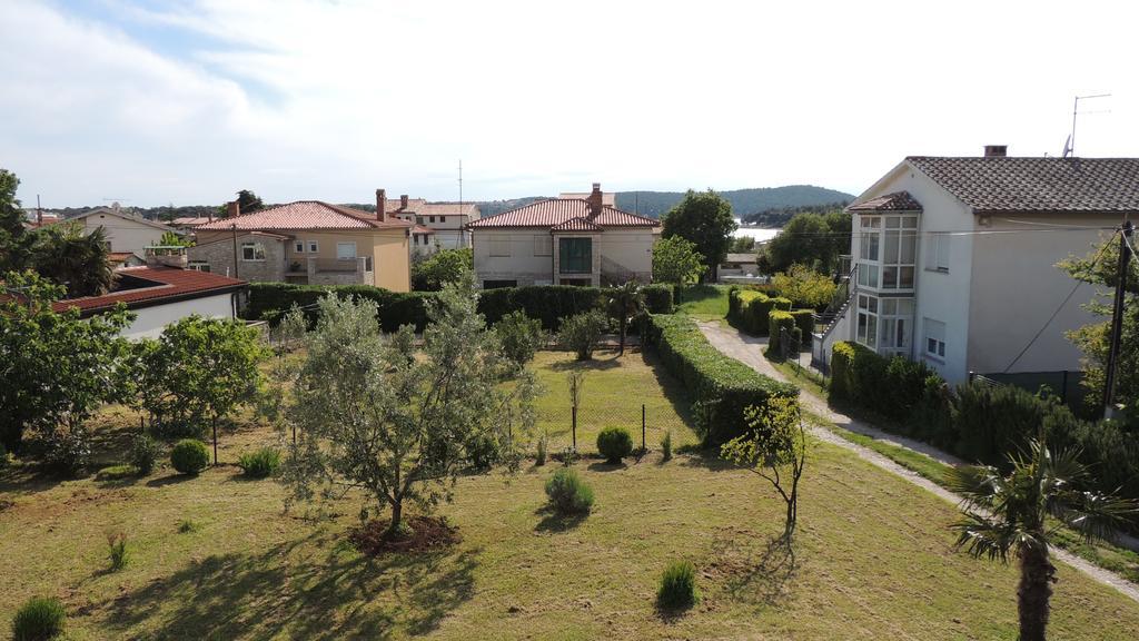 Kosovic Family House Hotel Медулин Екстериор снимка